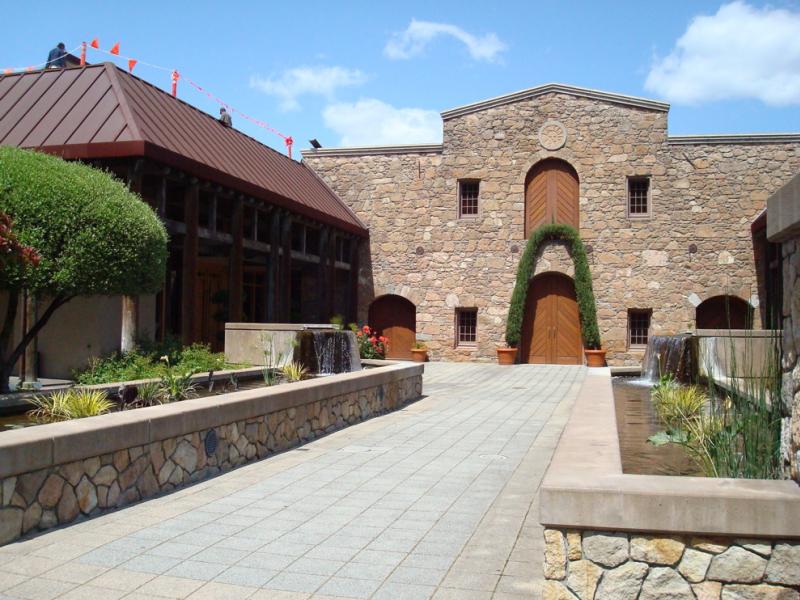 The entrance to Markham Winery