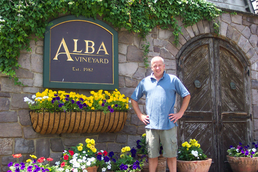 Alba Vineyards Winemaker John Altmale (click to enlarge)